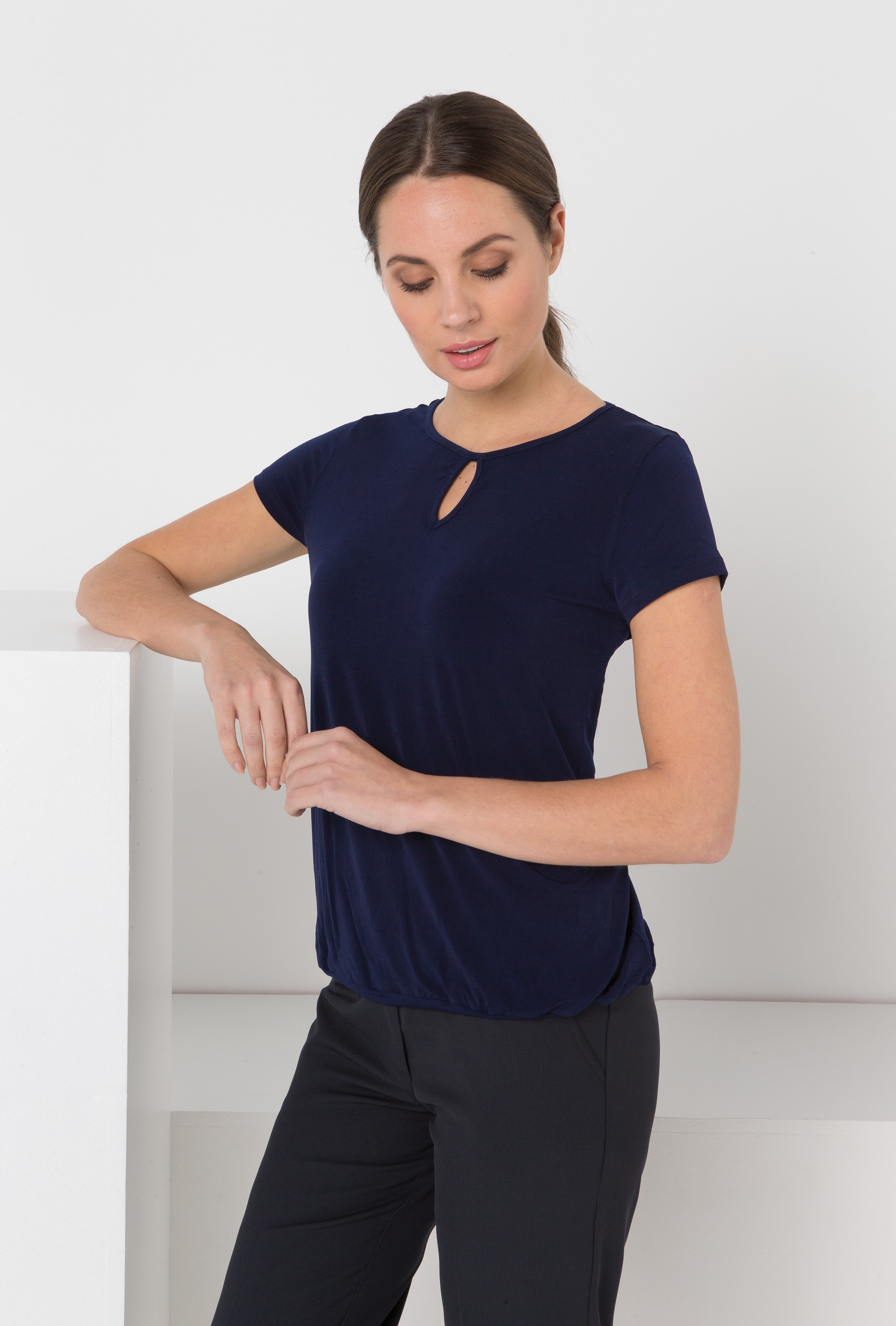 709-KN-NVY Keyhole neck banded top