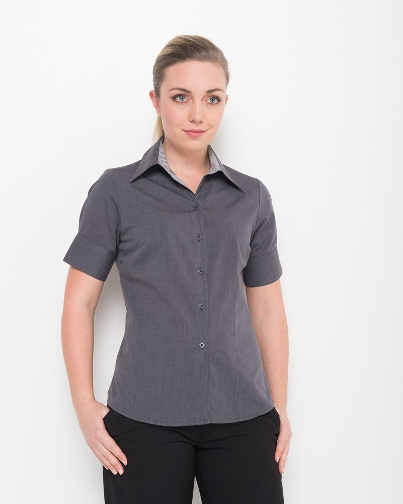 200-EE-CHA 1/2 sleeve semi fitted shirt