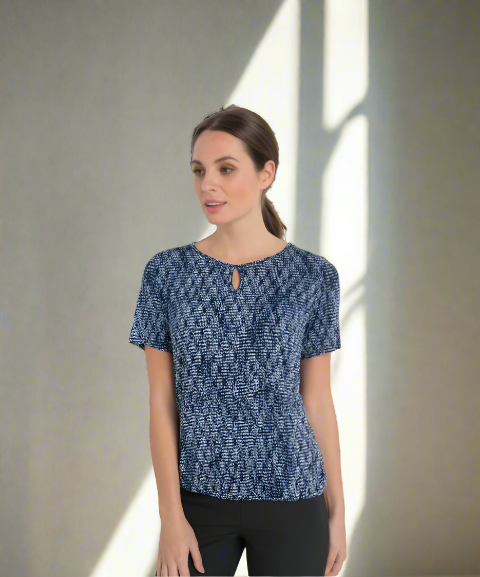 709-KN-P60 Keyhole neck banded top