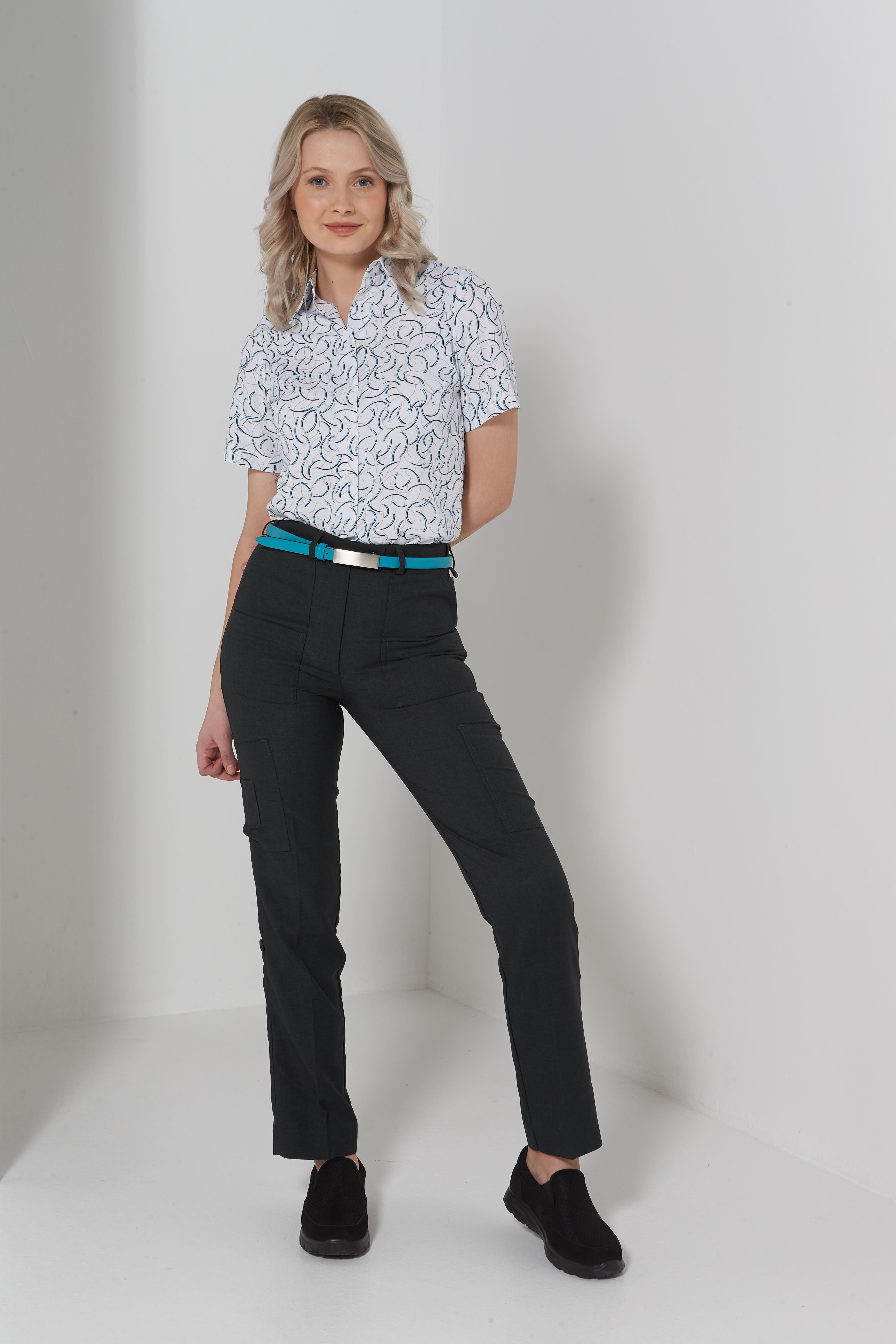 2162-BR-P53 S/S easy fit action pleat shirt
