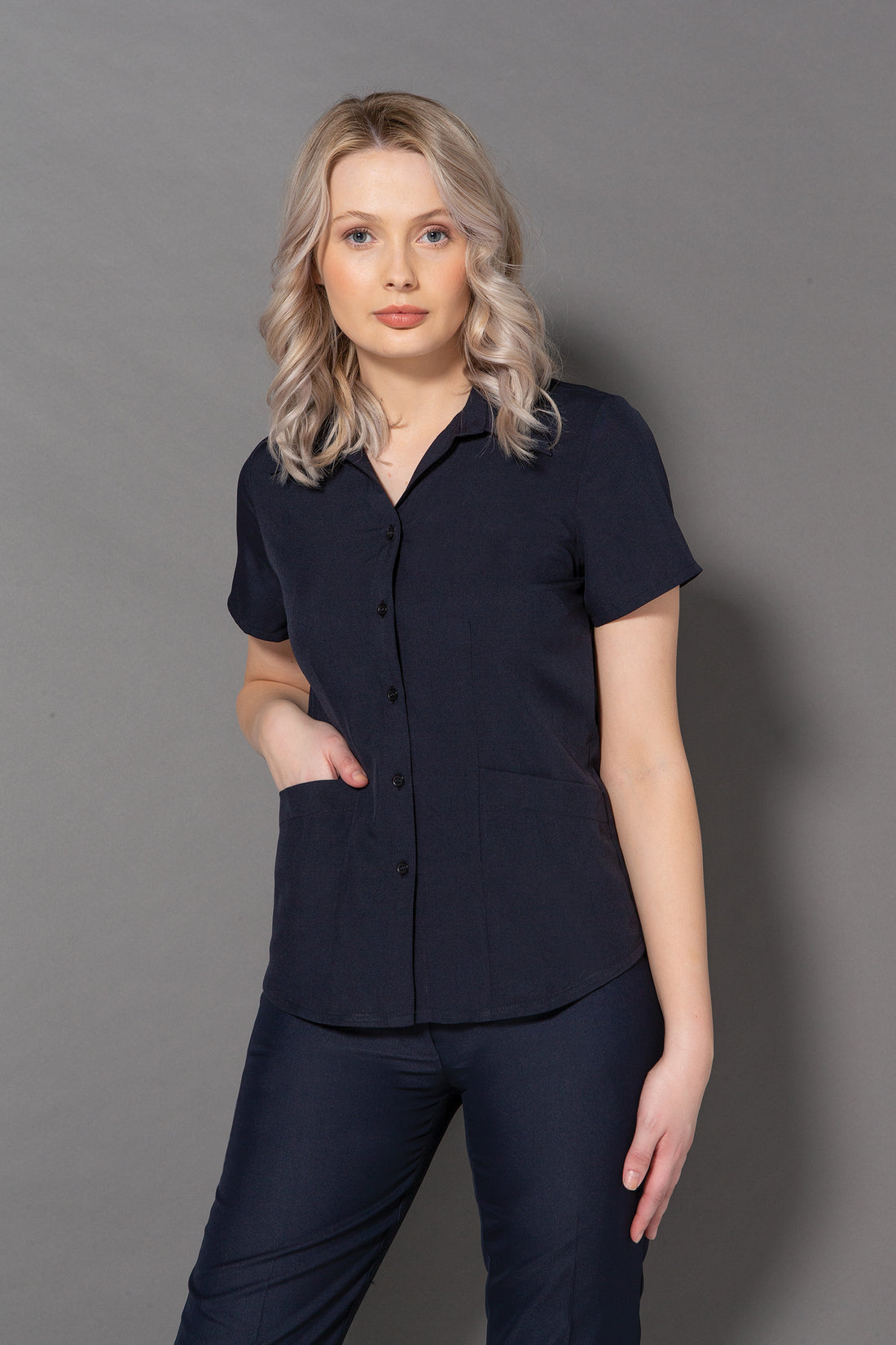 214-SF-NVY Short sleeve shirt with pockets